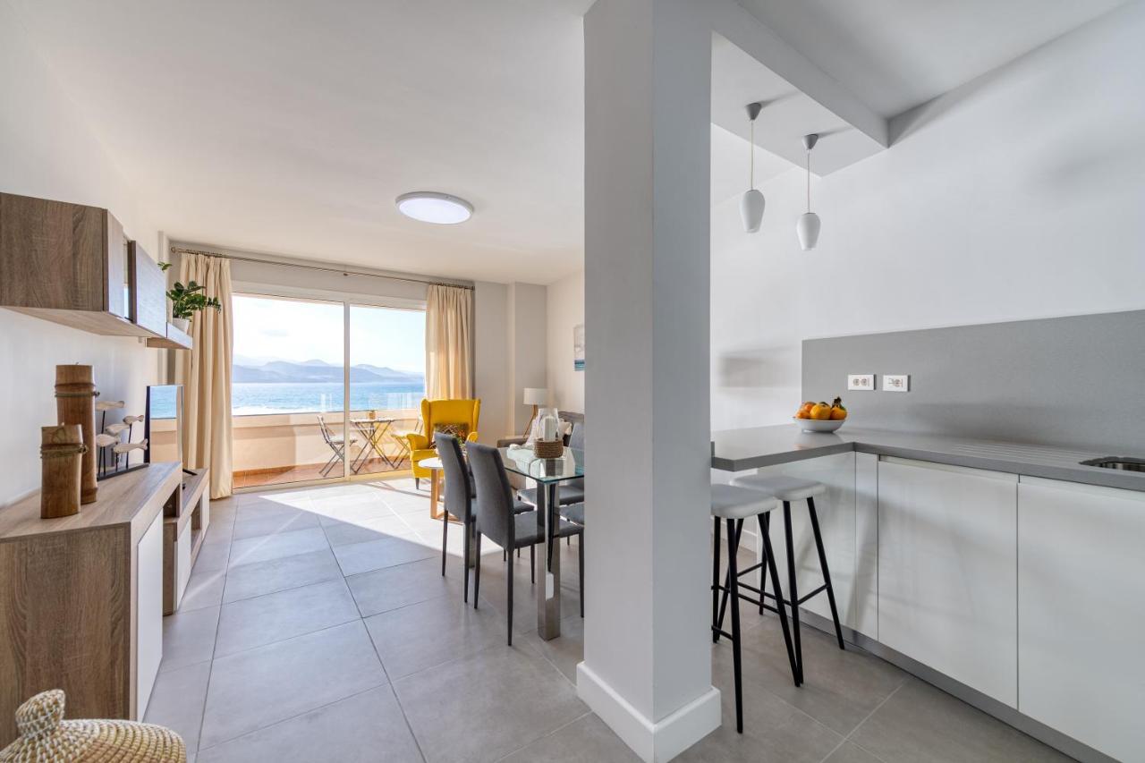 Living Las Canteras Homes - Bright Beachfront ラスパルマス・デ・グランカナリア エクステリア 写真